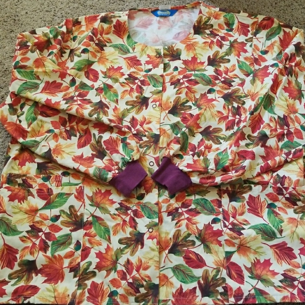 Nurses Scrub Jacket